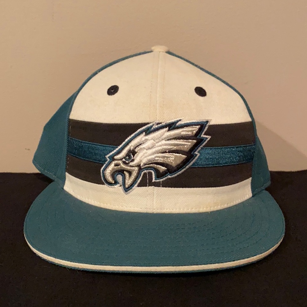 Philadelphia Eagles Reebok Fitted Cap